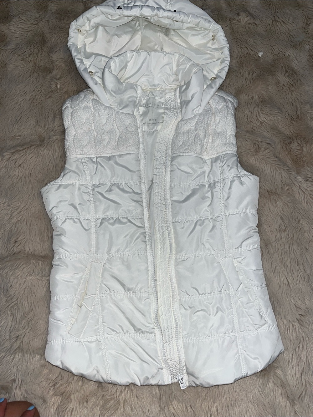 Aeropostale White Quilted Hooded Puffer Vest
